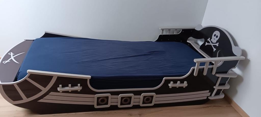 Lit pirate 90x200 avec matelas, 180 cm ou plus, 85 à 100 cm, Comme neuf, Enlèvement