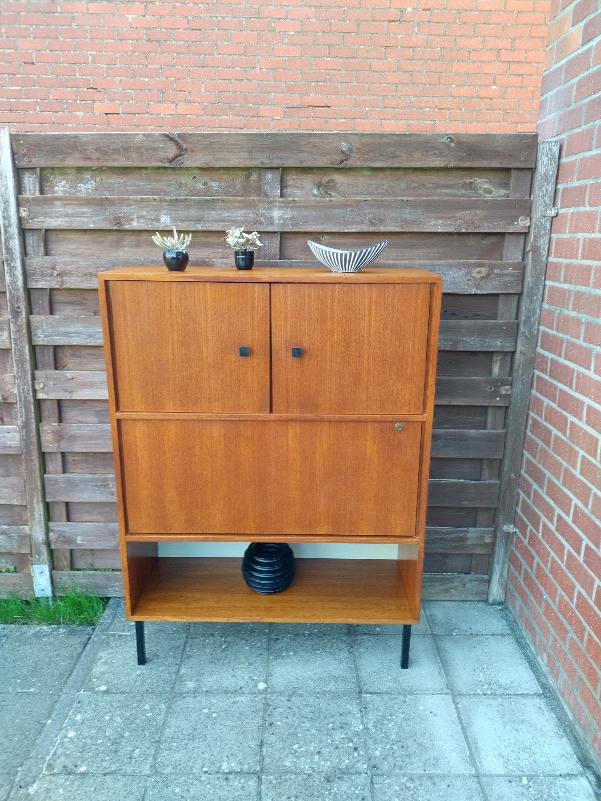 Vintage Scandinavische buffetkast, Huis en Inrichting, Kasten | Buffetkasten, Teakhout, Ophalen