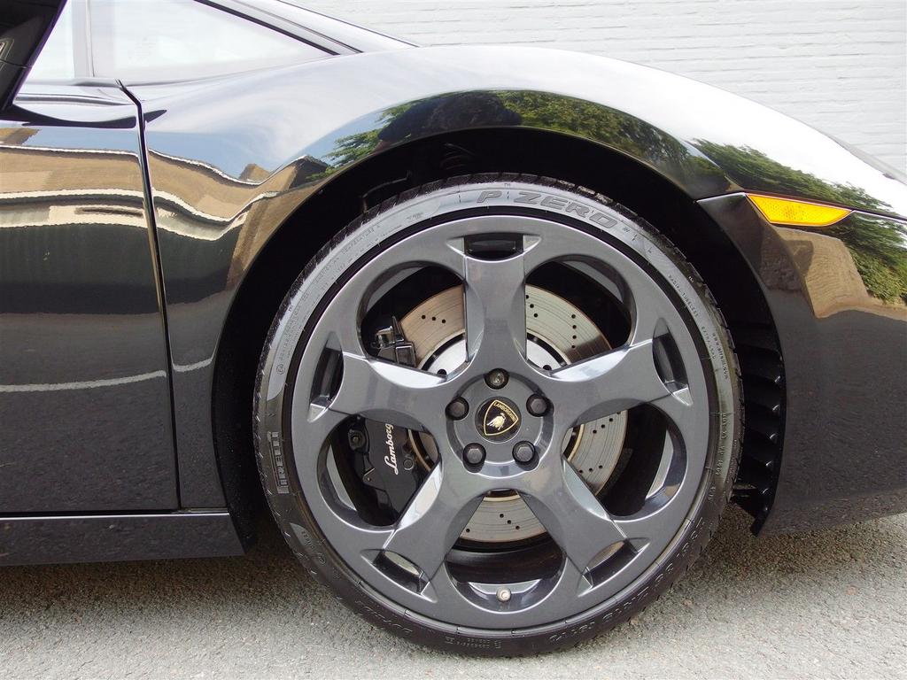 Lamborghini Gallardo  Coupe 2007 Perfect + Front lift 520pk, Autos, Achat, Entreprise, Carnet d'entretien, Automatique