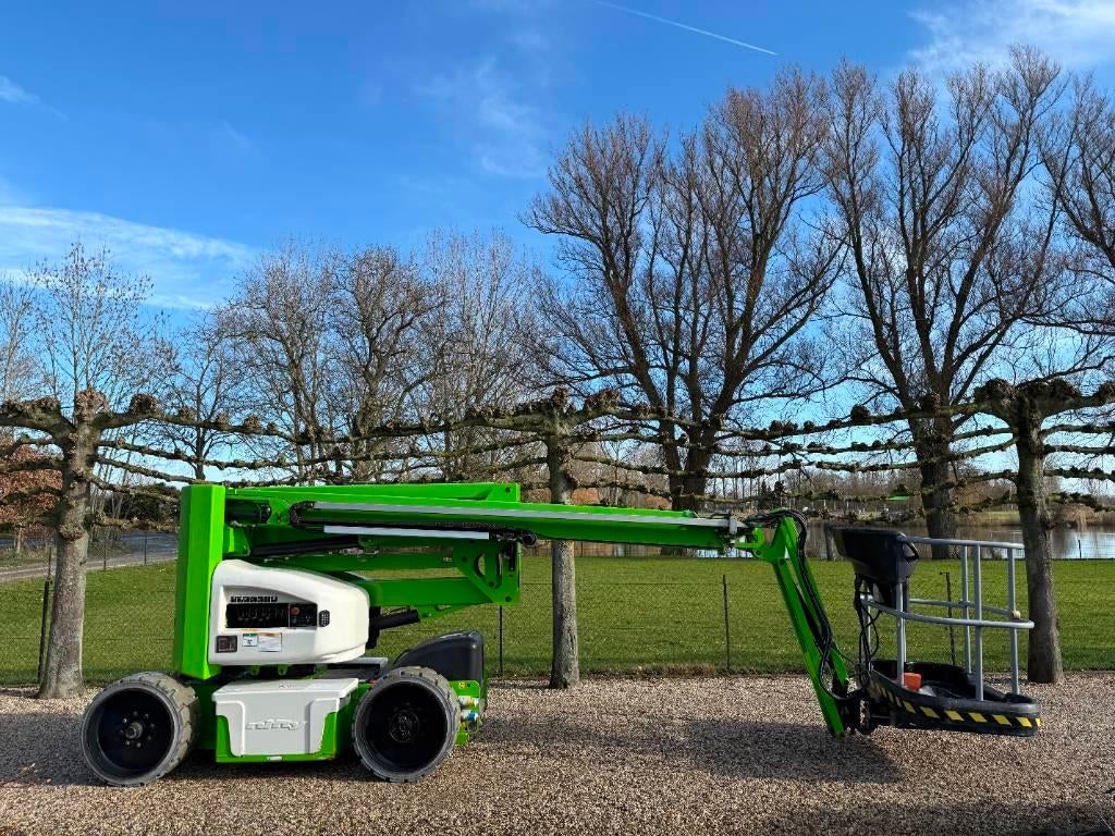 Niftylift HR 15 N D E Knikarm Hoogwerker (bj 2017), Zakelijke goederen, Machines en Bouw | Liften, Steigers en Ladders