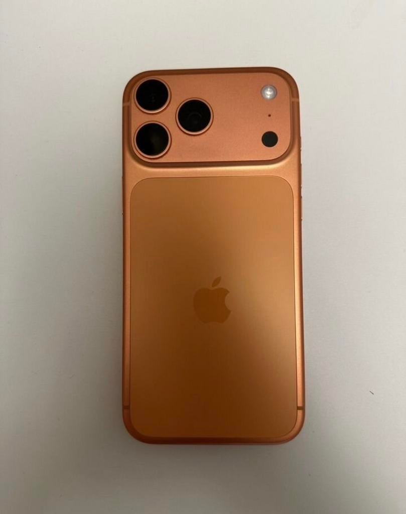 iPhone 17 Pro Max 256 Go Excellent état — Appareil puissant, Télécoms, Téléphonie mobile | Housses, Coques & Façades | Apple iPhone