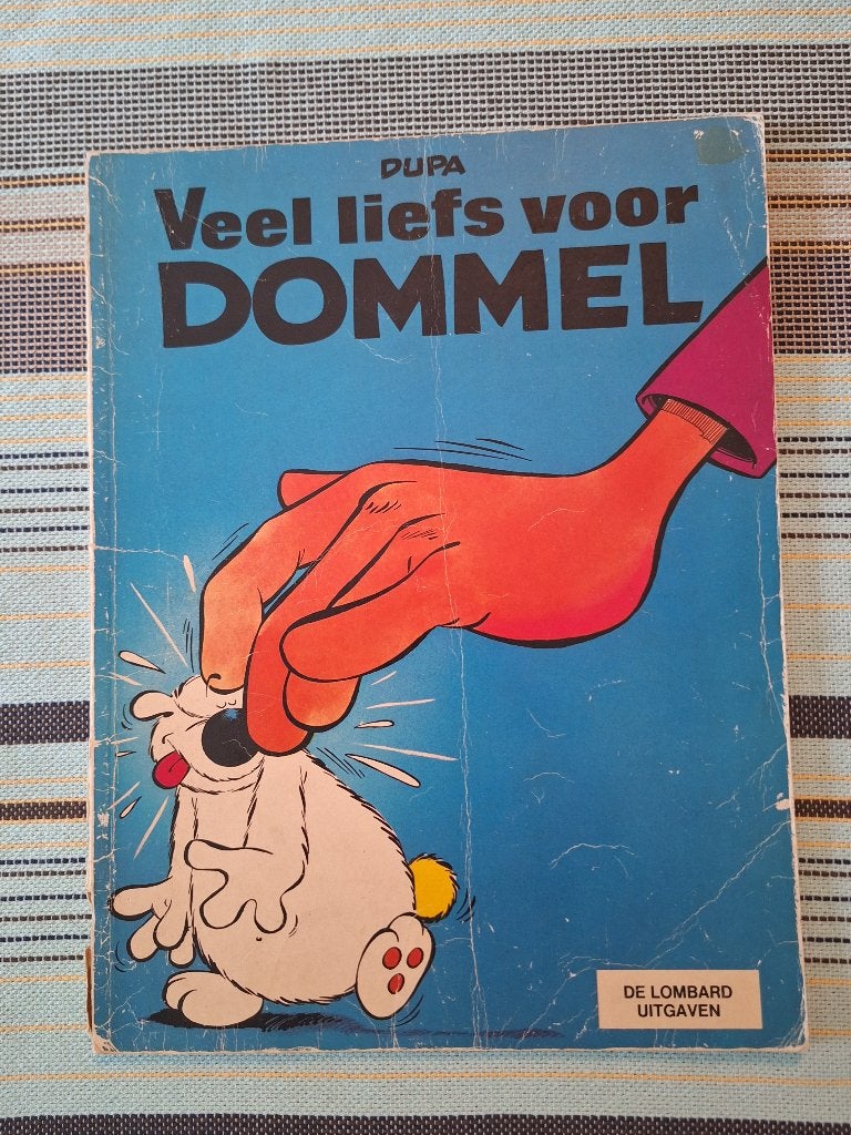 Dommel 18: Veel liefs voor Dommel (eerste druk), Eén stripboek, Ophalen of Verzenden, Gelezen