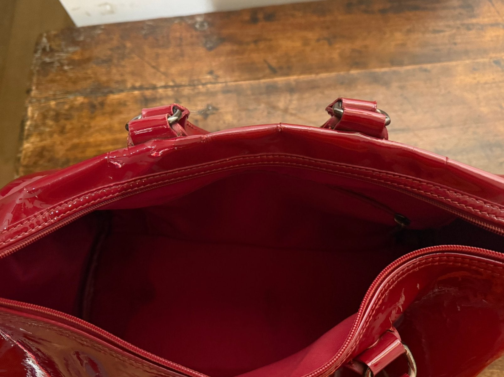 Sac Longchamps en laque rouge, Enlèvement ou Envoi, Utilisé, Rouge, Sac à main