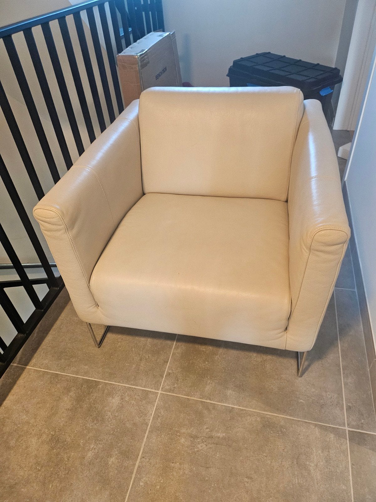 Eenzit leder zetel, Ophalen, Eenpersoons, Zo goed als nieuw, Minder dan 150 cm