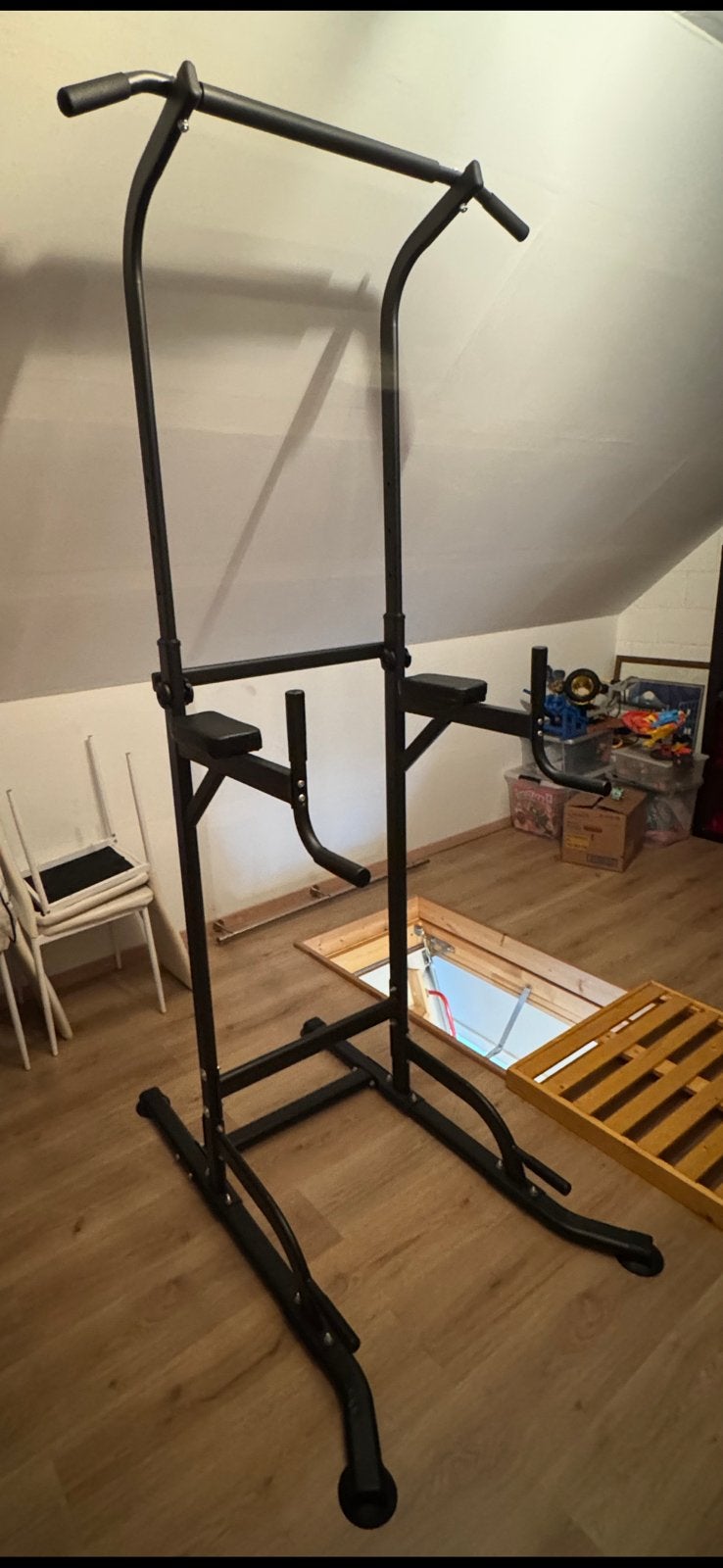 Pull up station, Sport en Fitness, Ophalen, Zo goed als nieuw