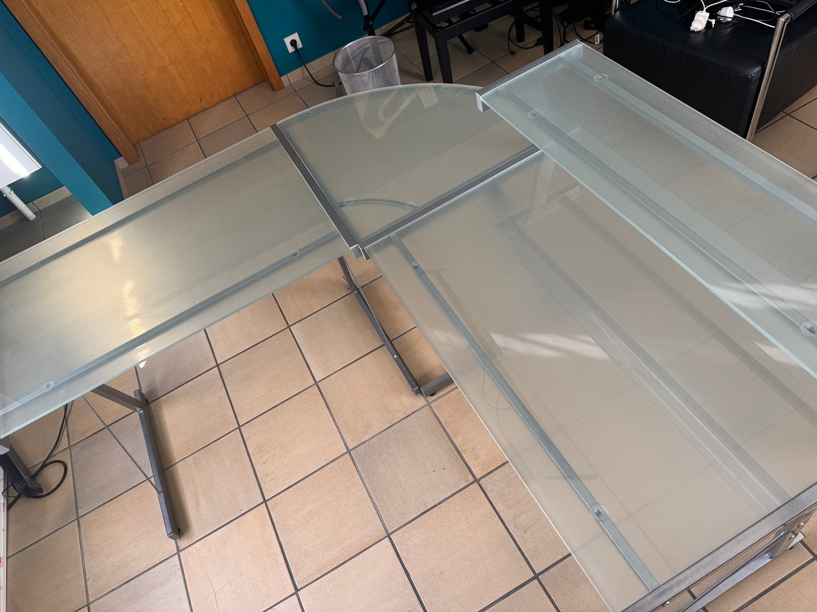Bureau d’angle design en verre, Enlèvement, Bureau