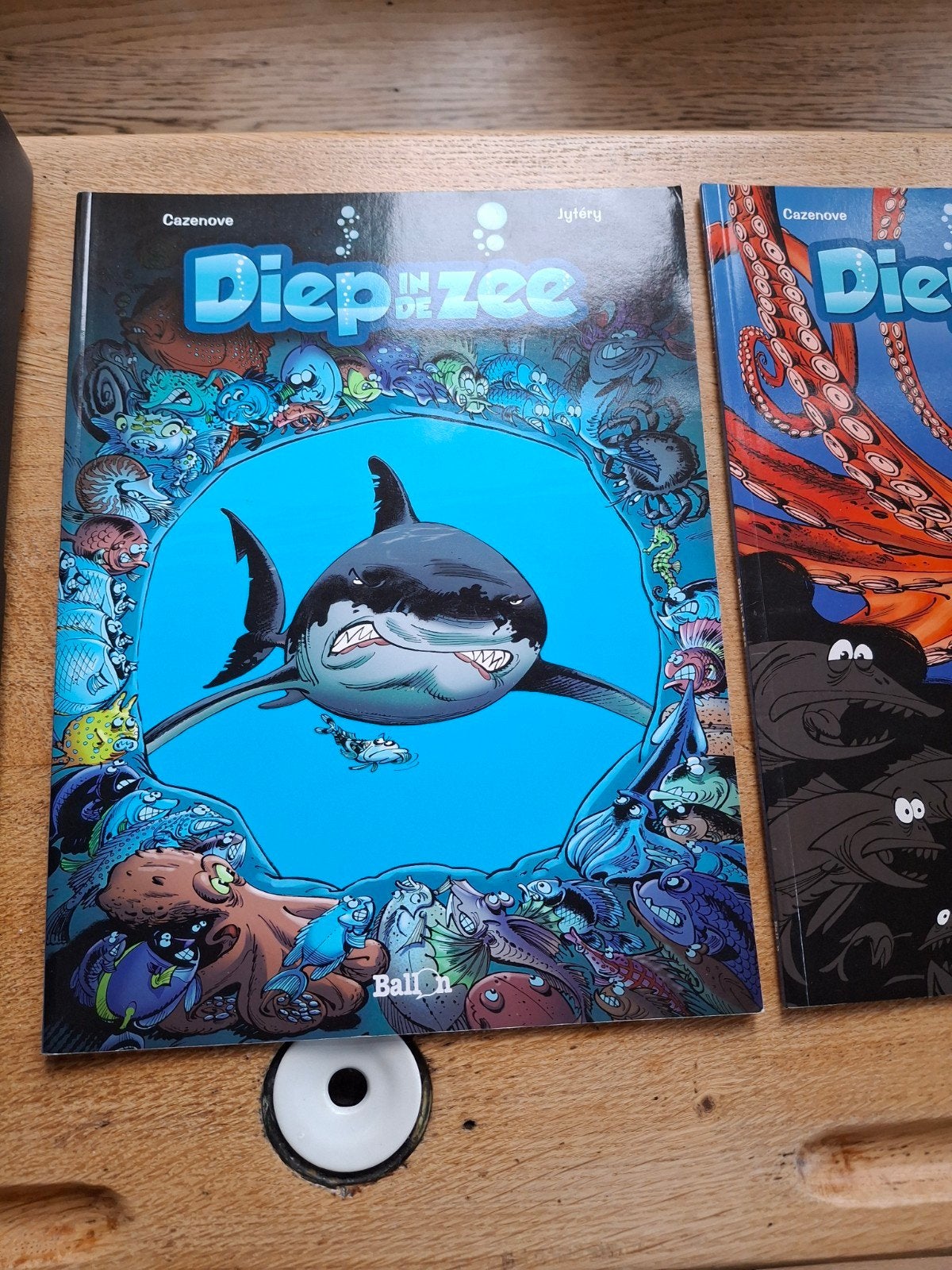 Strip 1-3 Diep in de zee, Ballon
Soft cover
Heel goede staat, Boeken, Stripverhalen, Ophalen of Verzenden