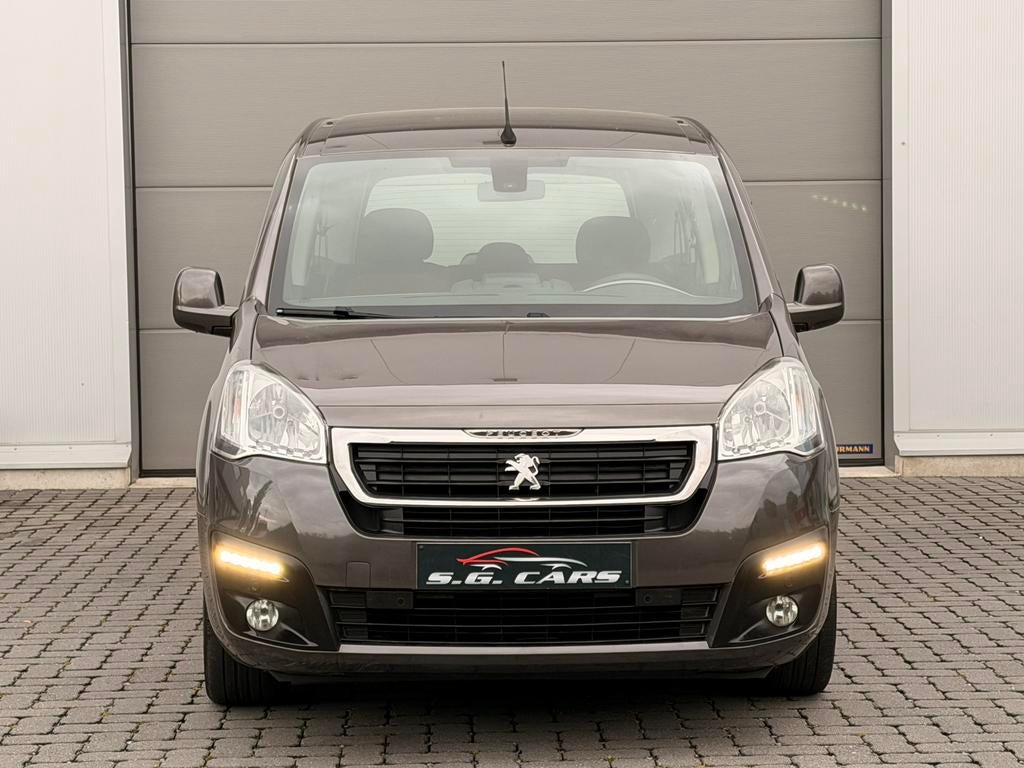 PEUGOET PARTNER 2015 DIESEL 1.6 EURO6B 155.000KM AUTOMAAT, Auto's, Peugeot, Automaat, Euro 6, Bedrijf, Diesel