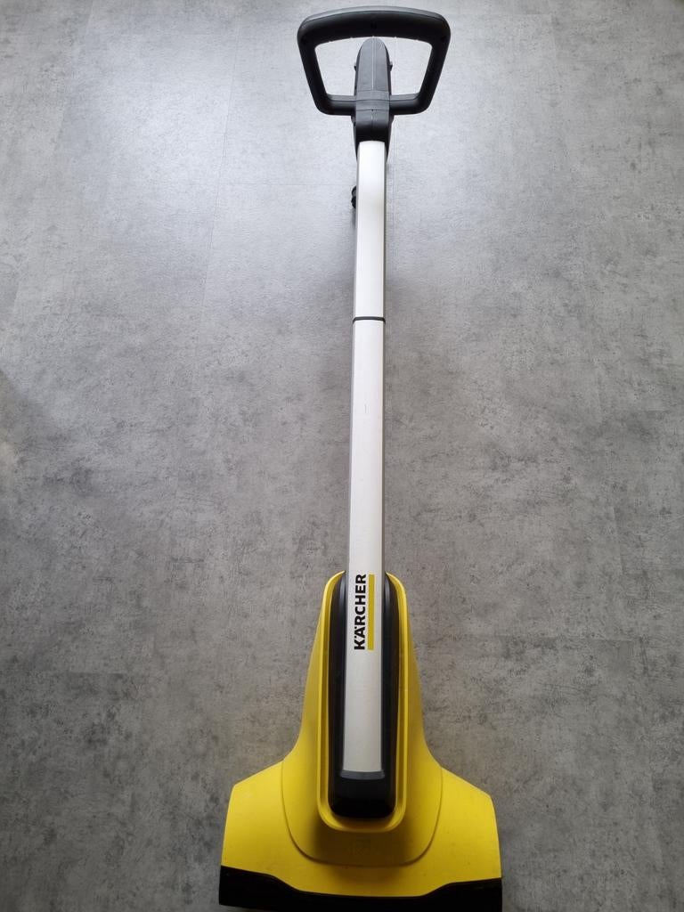 Terrasreiniger karcher met extra borstel - weinig gebruikt, Tuin en Terras, Hogedrukreinigers, Ophalen