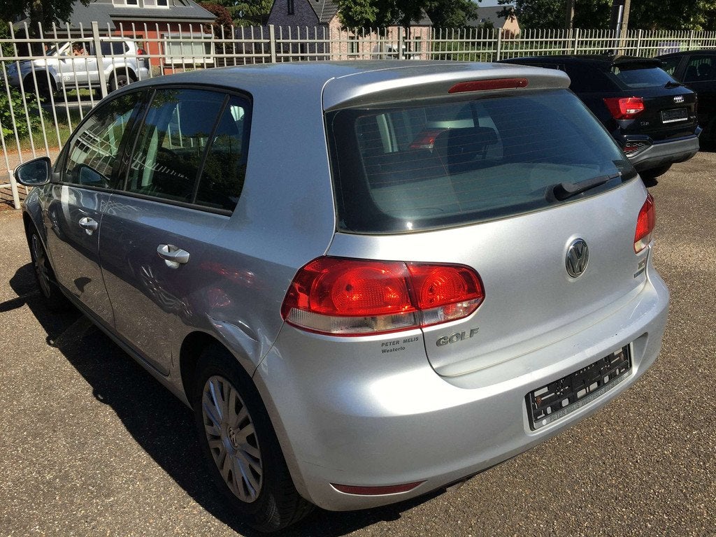 Volkswagen Golf 1.6 CR TDi Trendline DPF DIESEL (bj 2010), Auto's, 105 pk, Gebruikt, Zwart, 4 cilinders