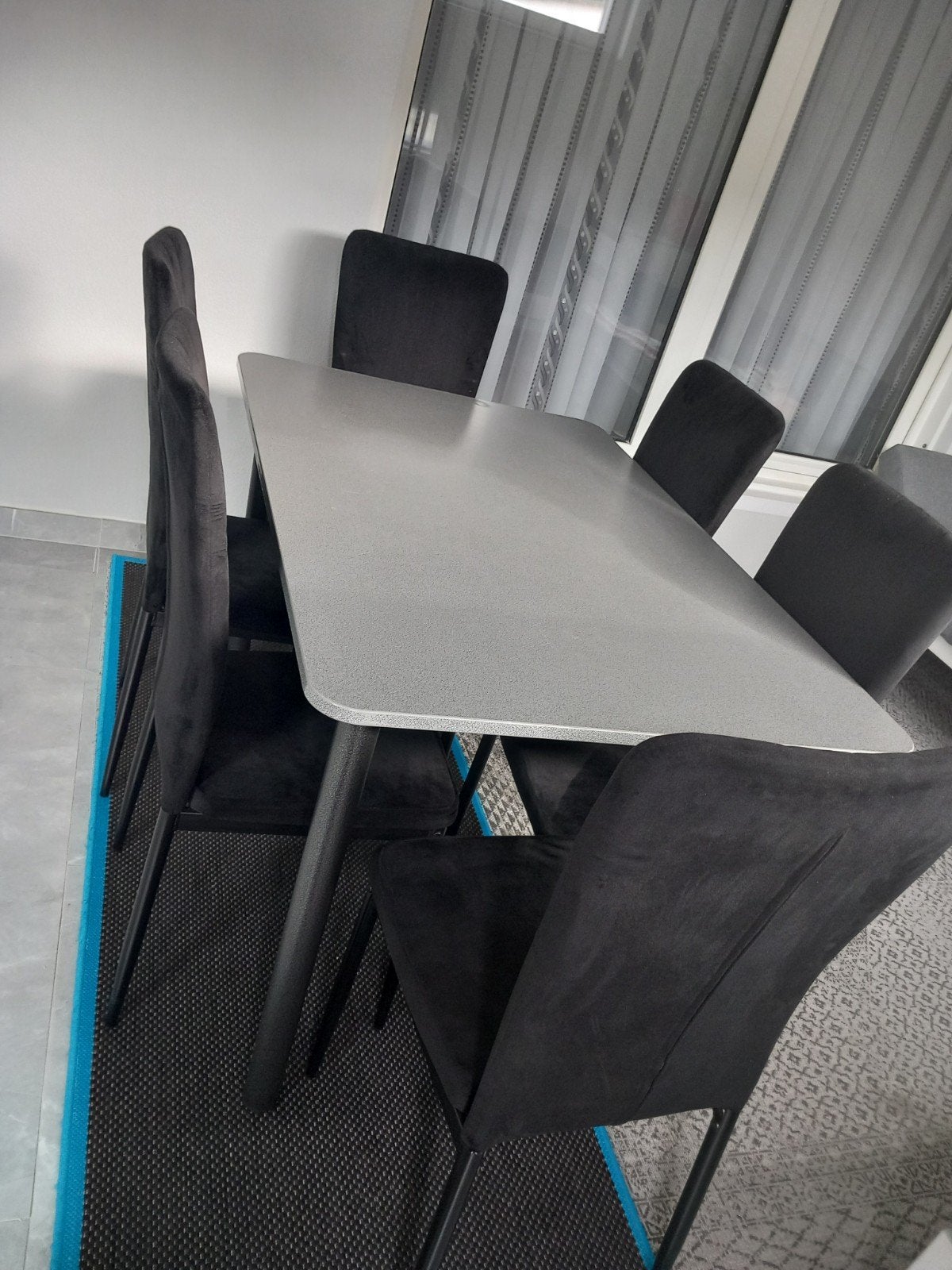 table de cuisine + 6 chaises, Enlèvement