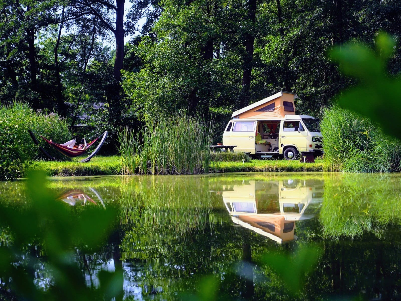 Volkswagen T3 (1982) — Camping-car ancien, Achat, 5 portes, Diesel, Attache-remorque