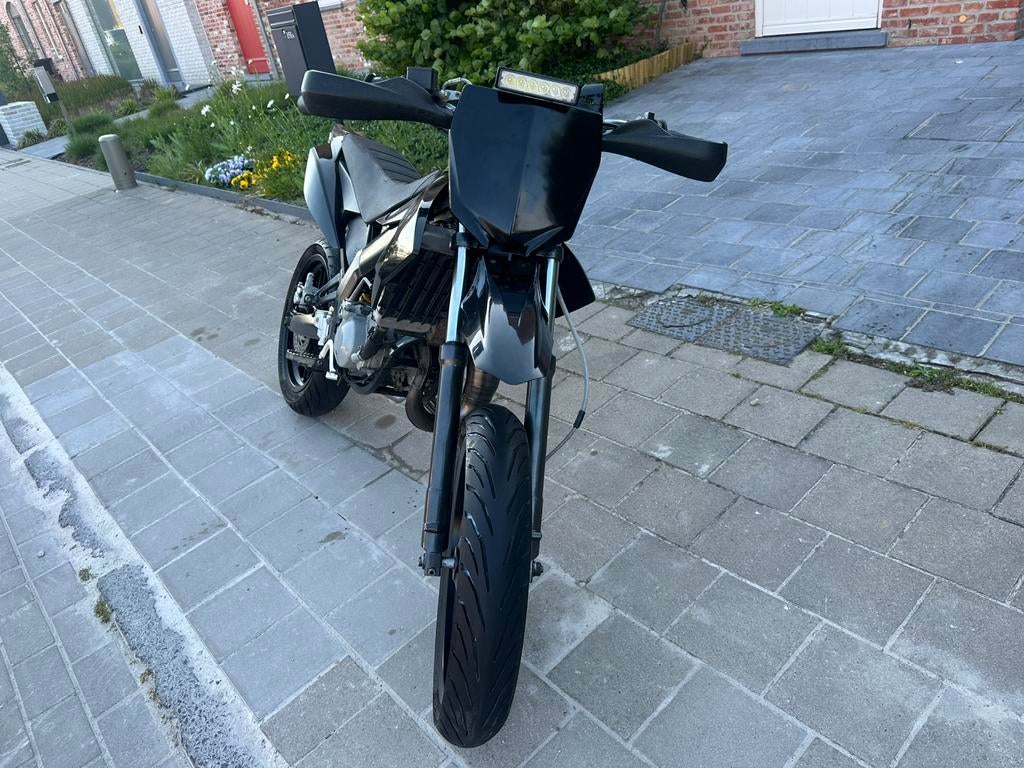 Derby Senda 2017, Enlèvement, Comme neuf