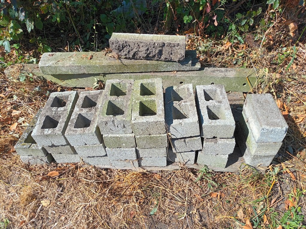 Holle betonblokken, Doe-het-zelf en Bouw, Metselstenen, Ophalen, Gebruikt, Beton