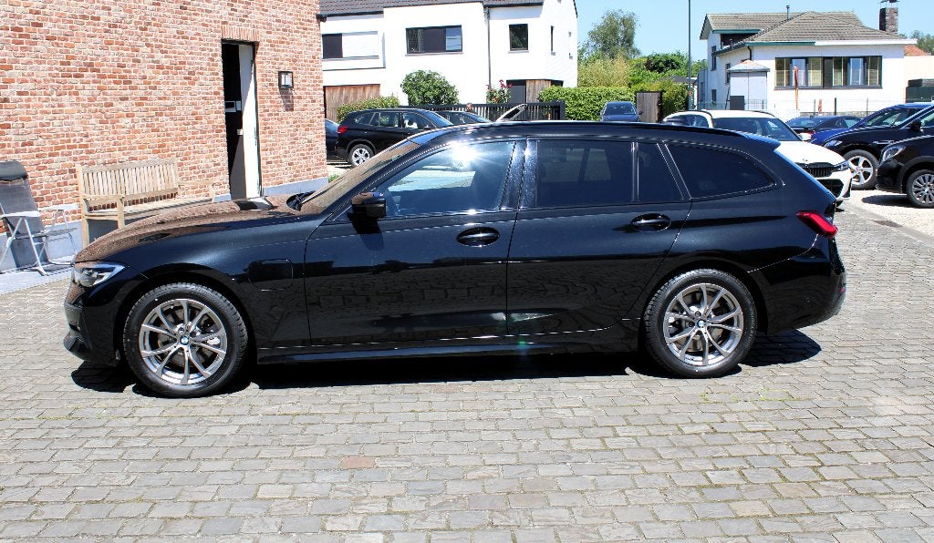 BMW 320e Touring Automaat PHEV bwj 07/2021 PANO !!, Automaat, 1998 cc, Achterwielaandrijving, 4 cilinders