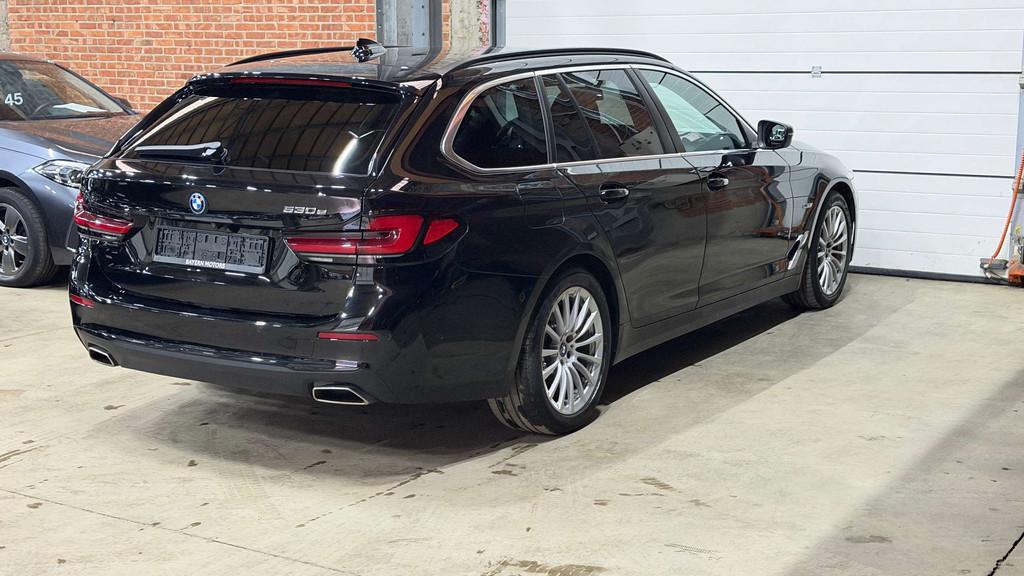 BMW 530 e Plug in Hybride Benzine Automaat Leder Garantie, Autos, BMW, Cuir, Noir, 5 portes, Automatique