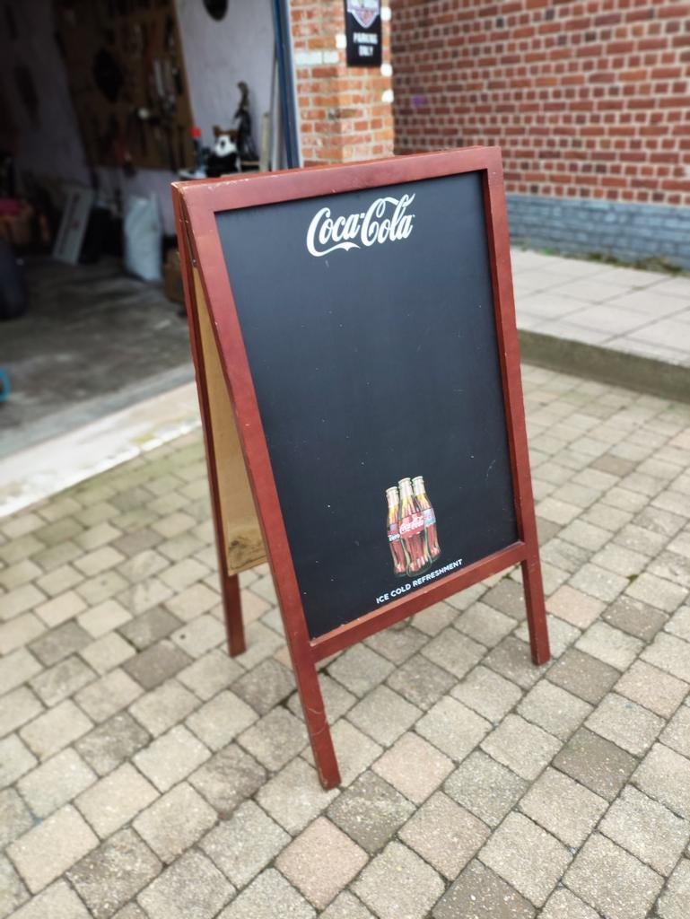 Bord coca cola, Ophalen