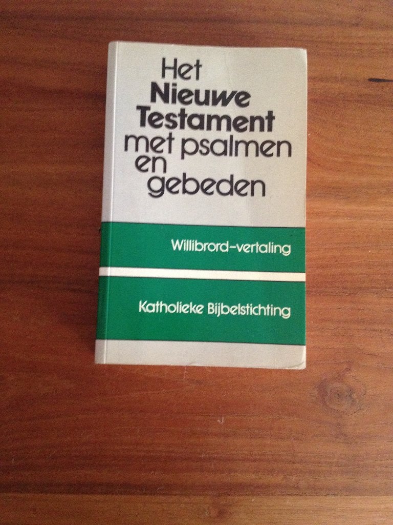 Het nieuwe testament met psalmen en gebeden, Boeken, Ophalen of Verzenden