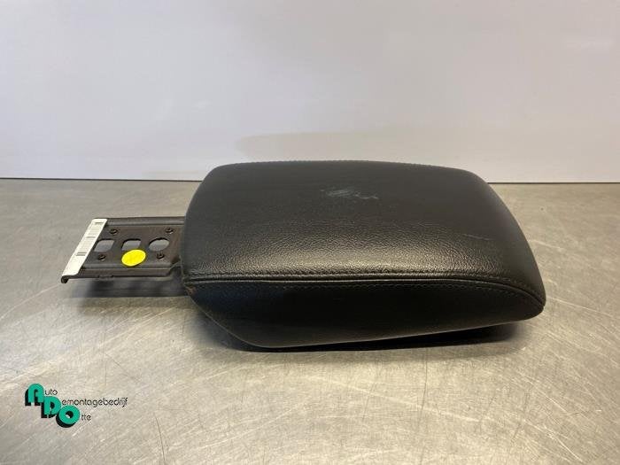 Accoudoir d'un Ford Focus (Focus 11-), Autos : Pièces & Accessoires, -, 3 mois de garantie, -, -