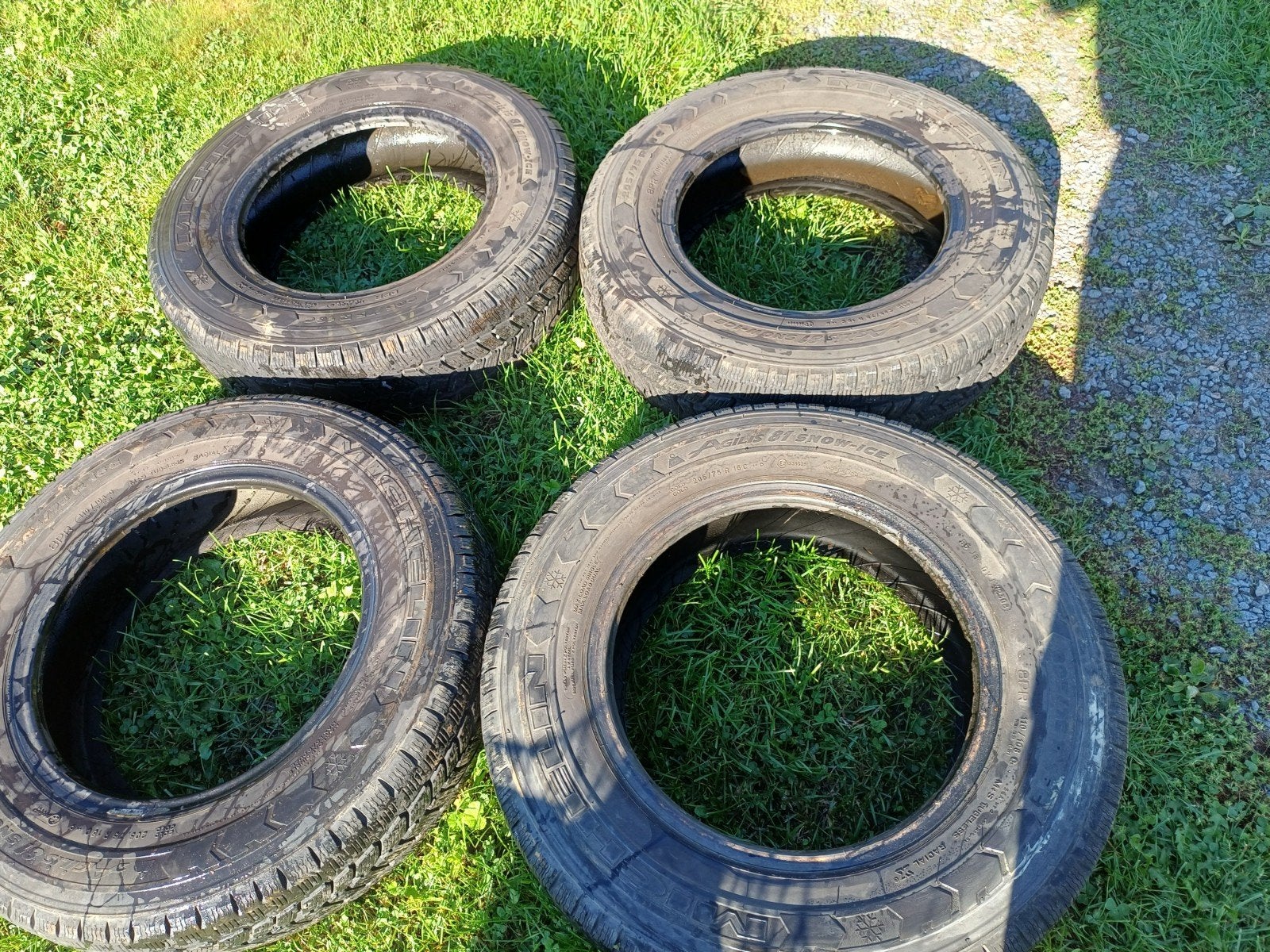 4 sneeuwbanden michelin, Auto-onderdelen, Ophalen, Winterbanden, Band(en), Bestelwagen