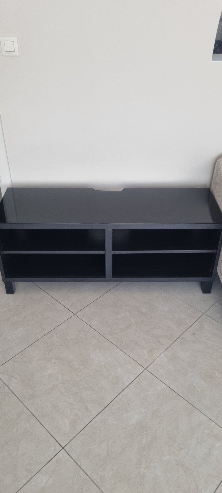 Tv meubel Ikea met zwart glas bovenblad, Ophalen, Gebruikt, 100 tot 150 cm, Glas