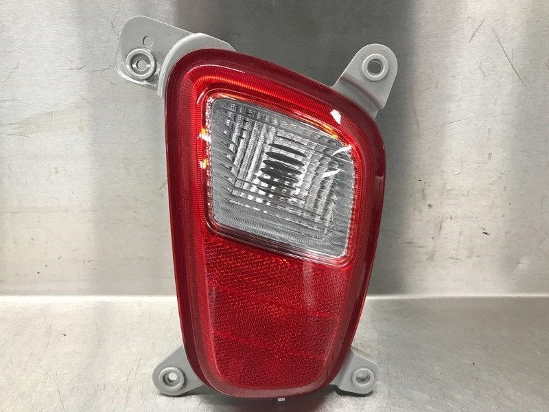 ANTI BROUILLARD PARE-CHOCS Kia Picanto (JA) (|92405G6|), Kia, Info@kia.de, Utilisé, Theodor-Heuss-Allee 11
60486  Frankfurt am Main, DE