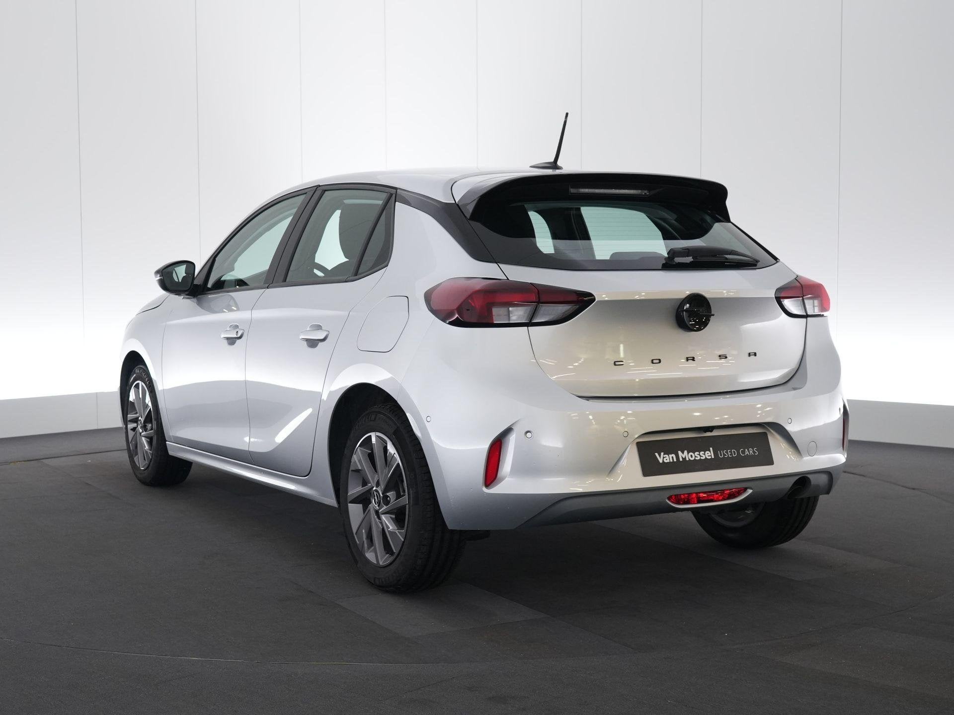 Opel Corsa 1.2T Edition automaat, Dealer onderhouden, Gebruikt, Zwart, 580 kg