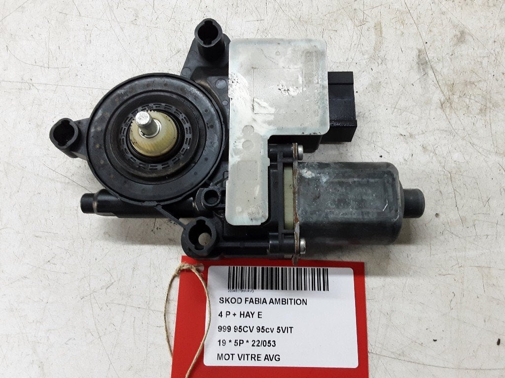MOTEUR LEVE VITRE ELECTRIQUE AVANT GAUCHE Fabia III (NJ3), Autos : Pièces & Accessoires, Mevr. I. Hauben, Utilisé, Skoda, Avant