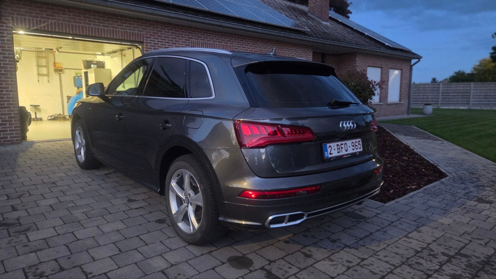 Audi Q5 55 TFSI E, Auto's, Audi, Automaat, Zwart, Leder, Vierwielaandrijving