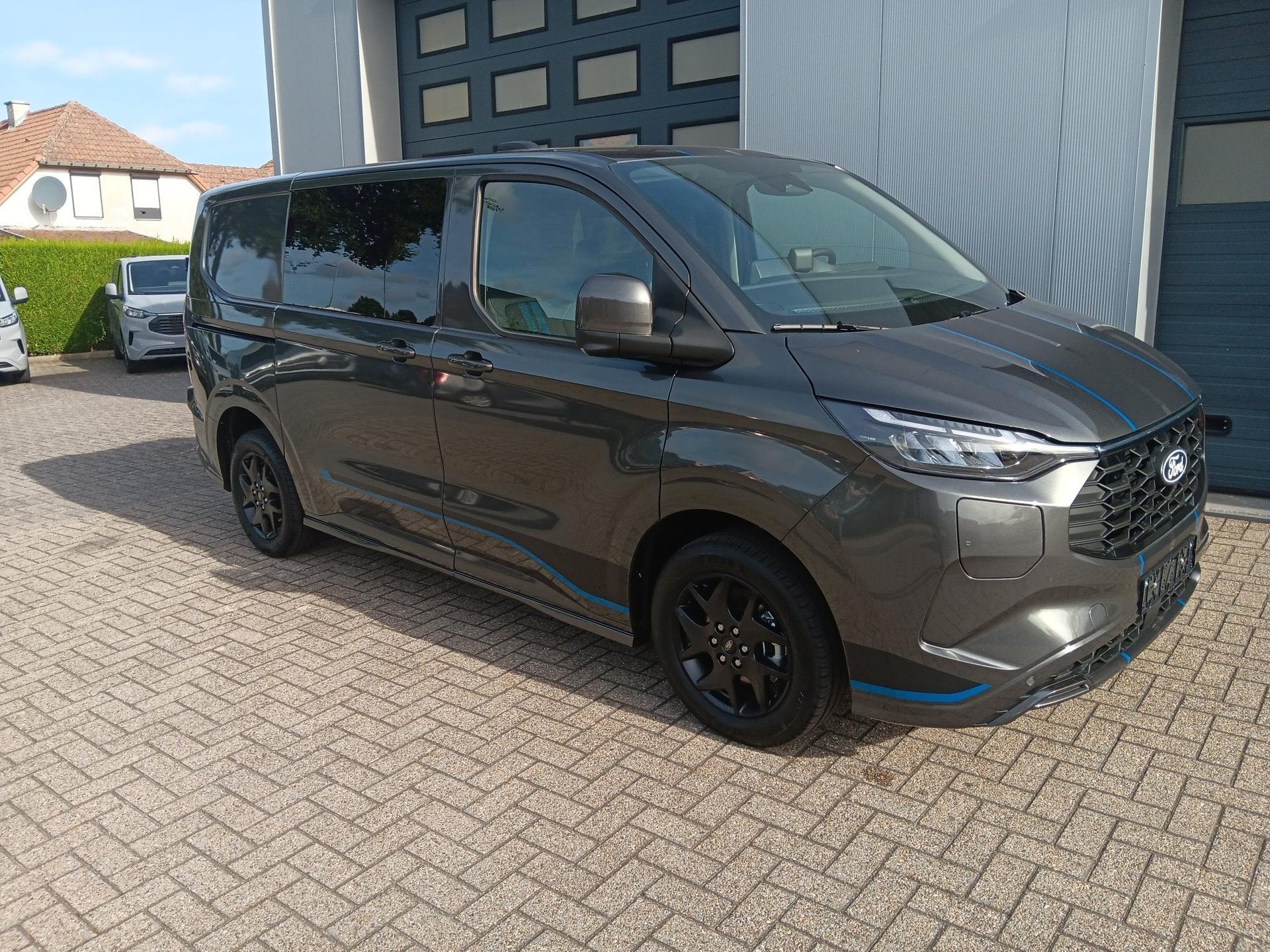 Ford Transit Custom L1 Sport PHEV 5 pl driver ass pack 43967, Autos, Neuf, Argent ou Gris, Achat, 6 portes