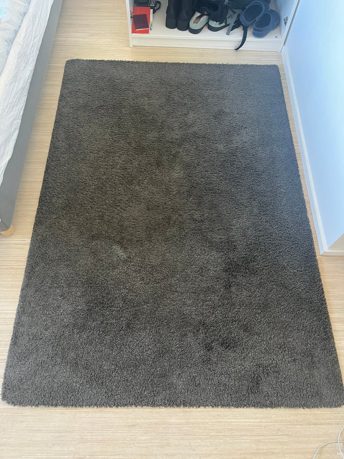 Tapijt grijs, Huis en Inrichting, Stoffering | Tapijten en Vloerkleden, Ophalen, Zo goed als nieuw, Grijs