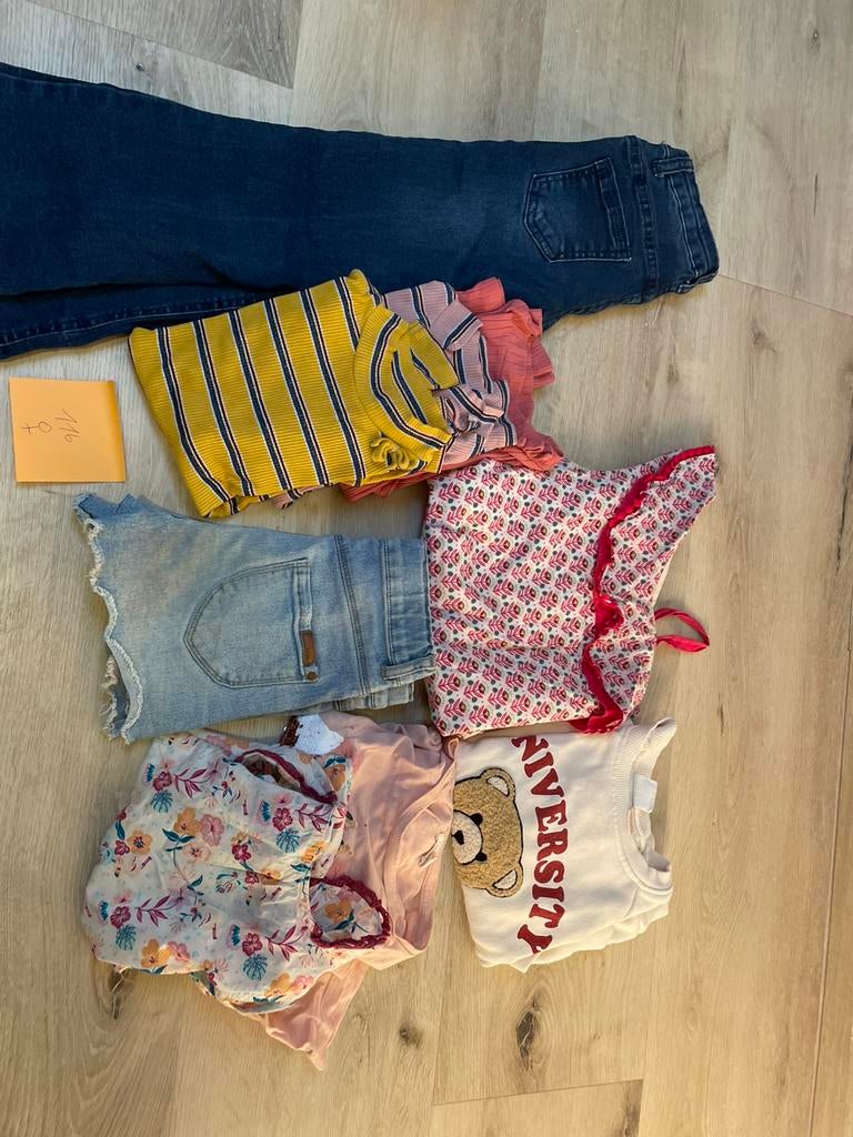 Pakket kinderkleren meisje maat 116-122, Ophalen, Zo goed als nieuw, Maat 116