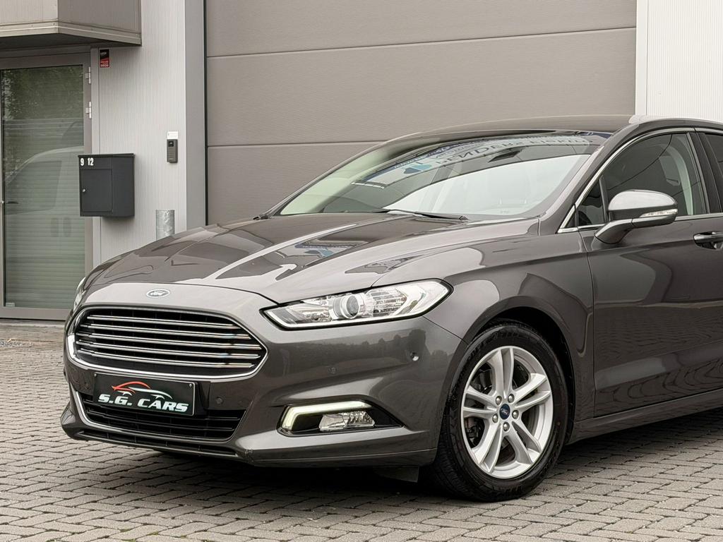 FORD MONDEO 1.5 BENZINE 130.000KM EURO6b 2018, Auto's, Euro 6, Mondeo, Bedrijf, Berline