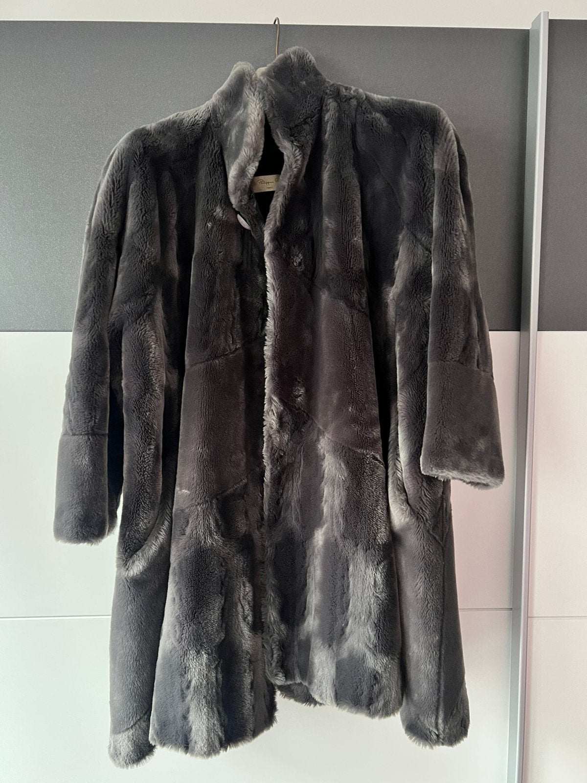Donkergrijze Bontjas, Kleding | Dames, Verzenden, Gedragen, Maat 38/40 (M), Grijs