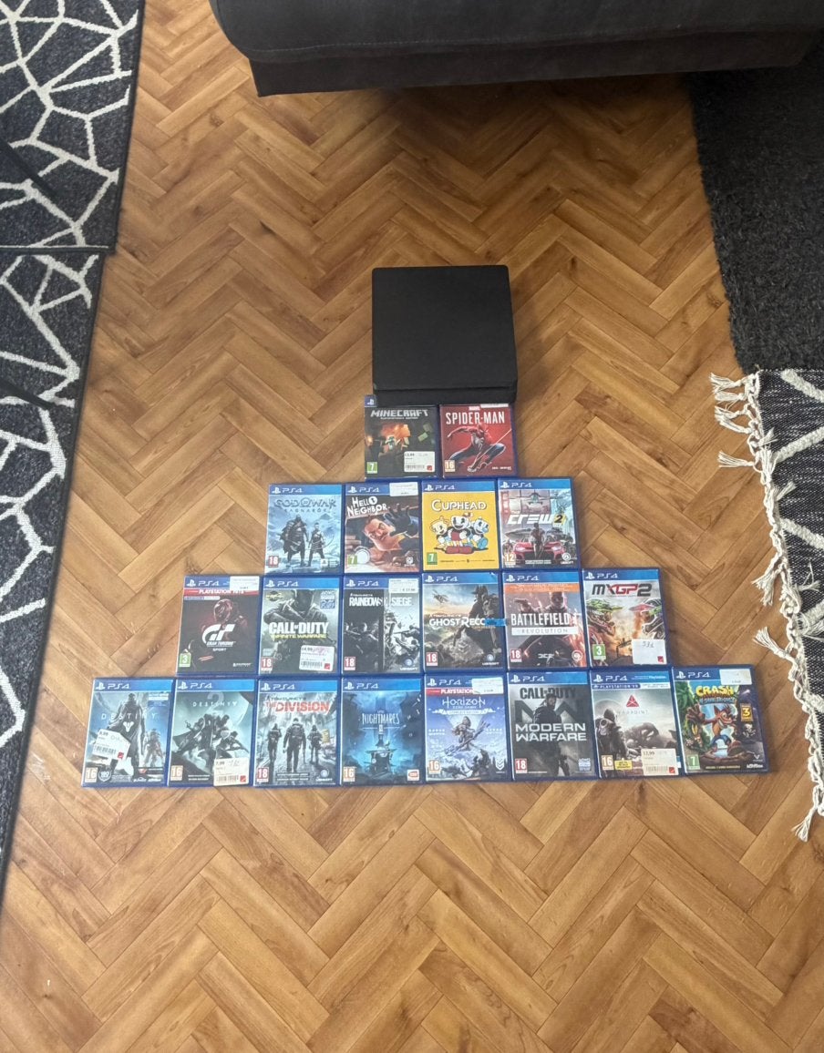 PS4 + 20 Games (Onderhandelbare prijs), Games en Spelcomputers, Games | Sony PlayStation 4, Ophalen, Online, Overige genres, Zo goed als nieuw