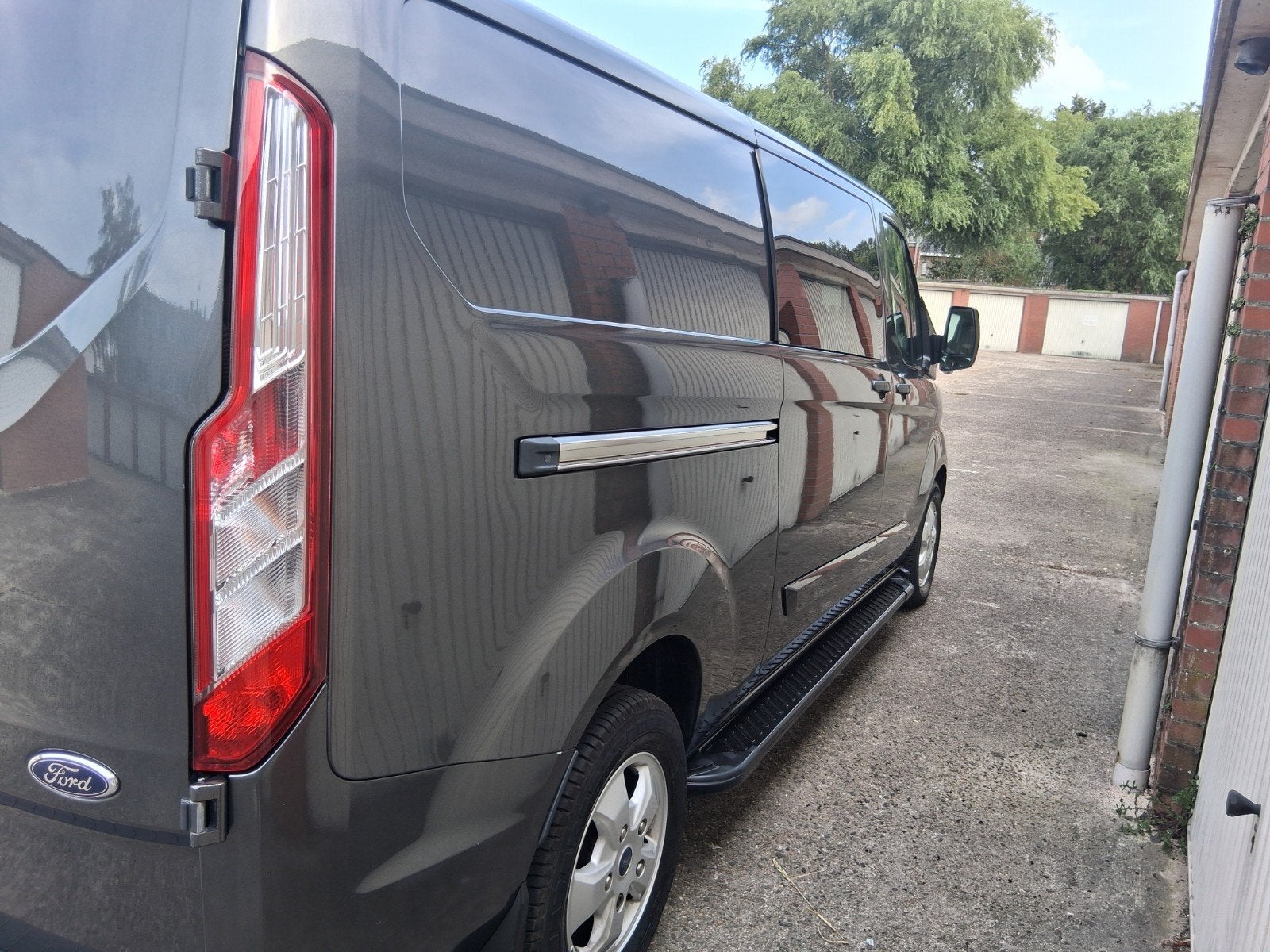 Ford Transit Custom 2.0 Diesel Automaat – 2017 – Euro 6
110.