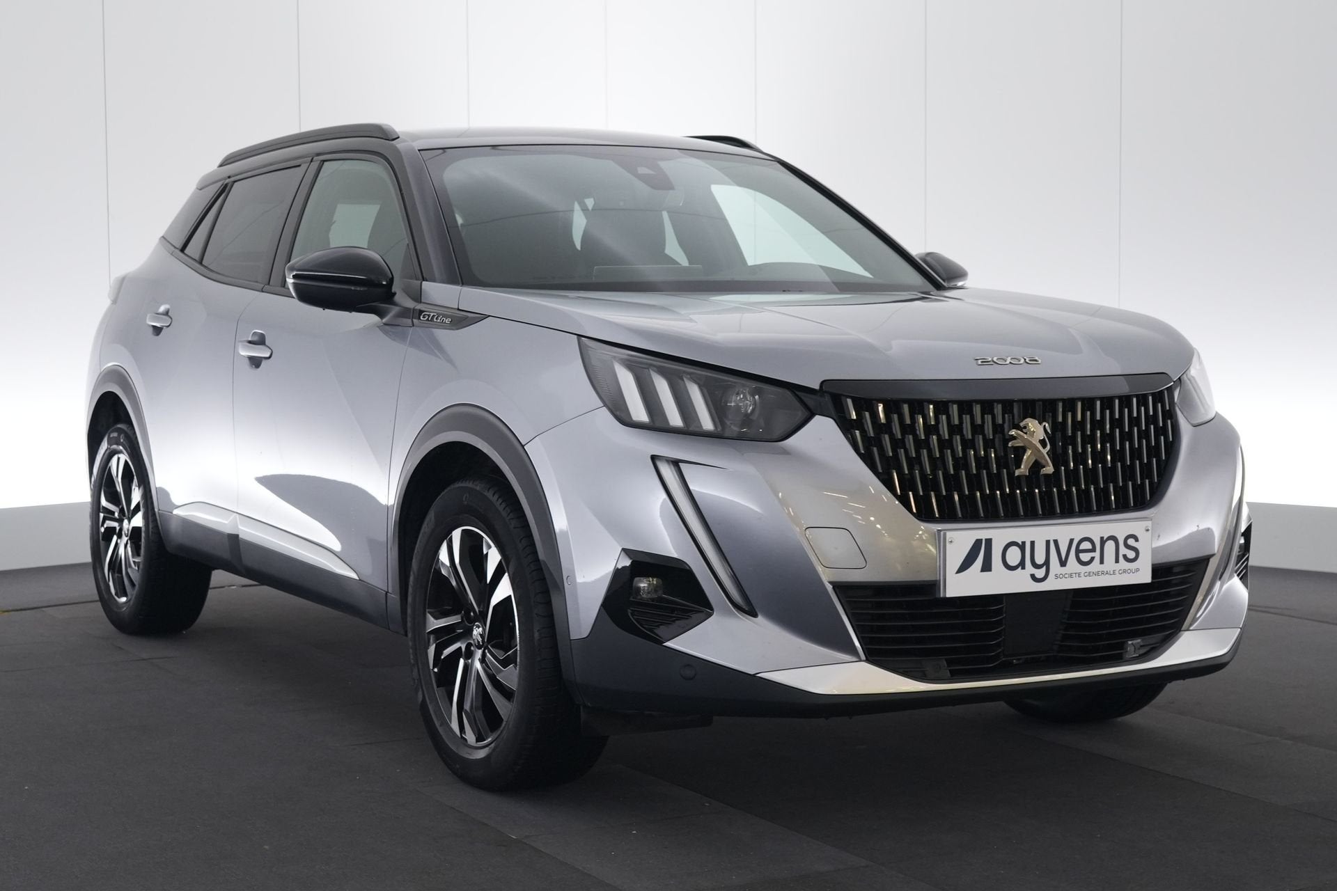 (1YNA877) PEUGEOT 2008, Voorwielaandrijving, Stof, Gebruikt, Euro 6