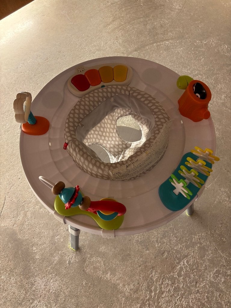 Skip hop speeltafel, Kinderen en Baby's, Ophalen, Gebruikt