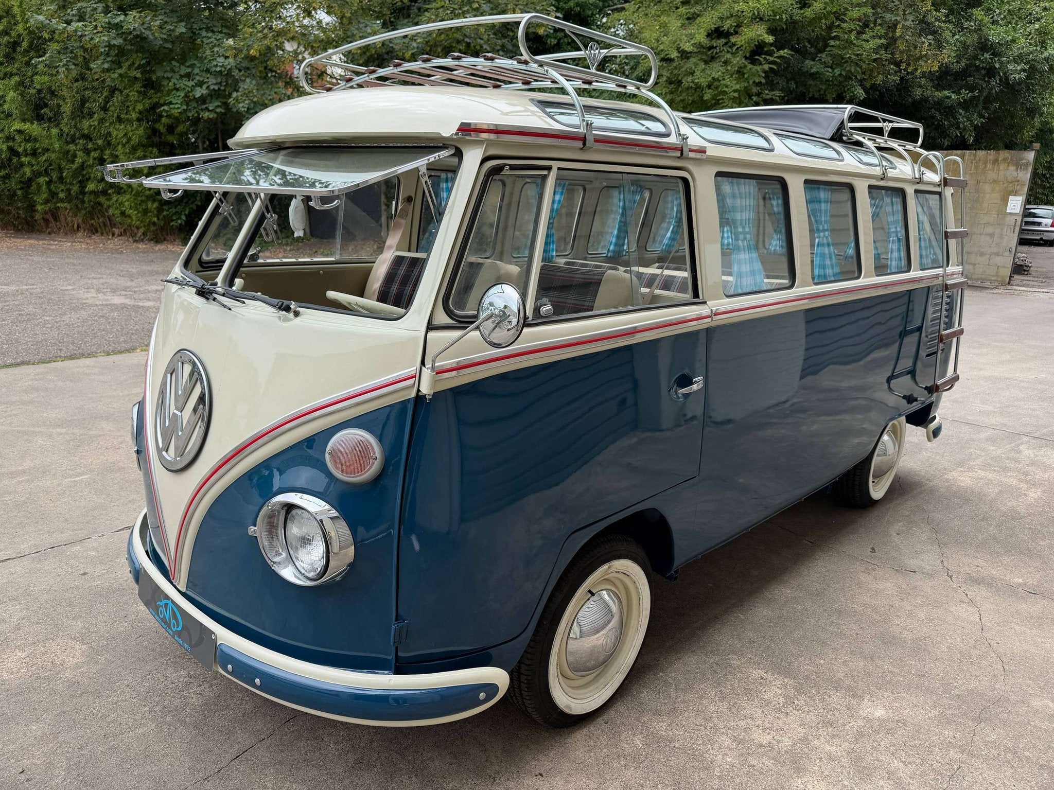 Volkswagen T1 Kombi Samba Style 23 Window Safari Windows, Auto's, 4 deurs, https://public.car-pass.be/vhr/38234d1b-e3e0-4abd-b88e-a775abe6a0db