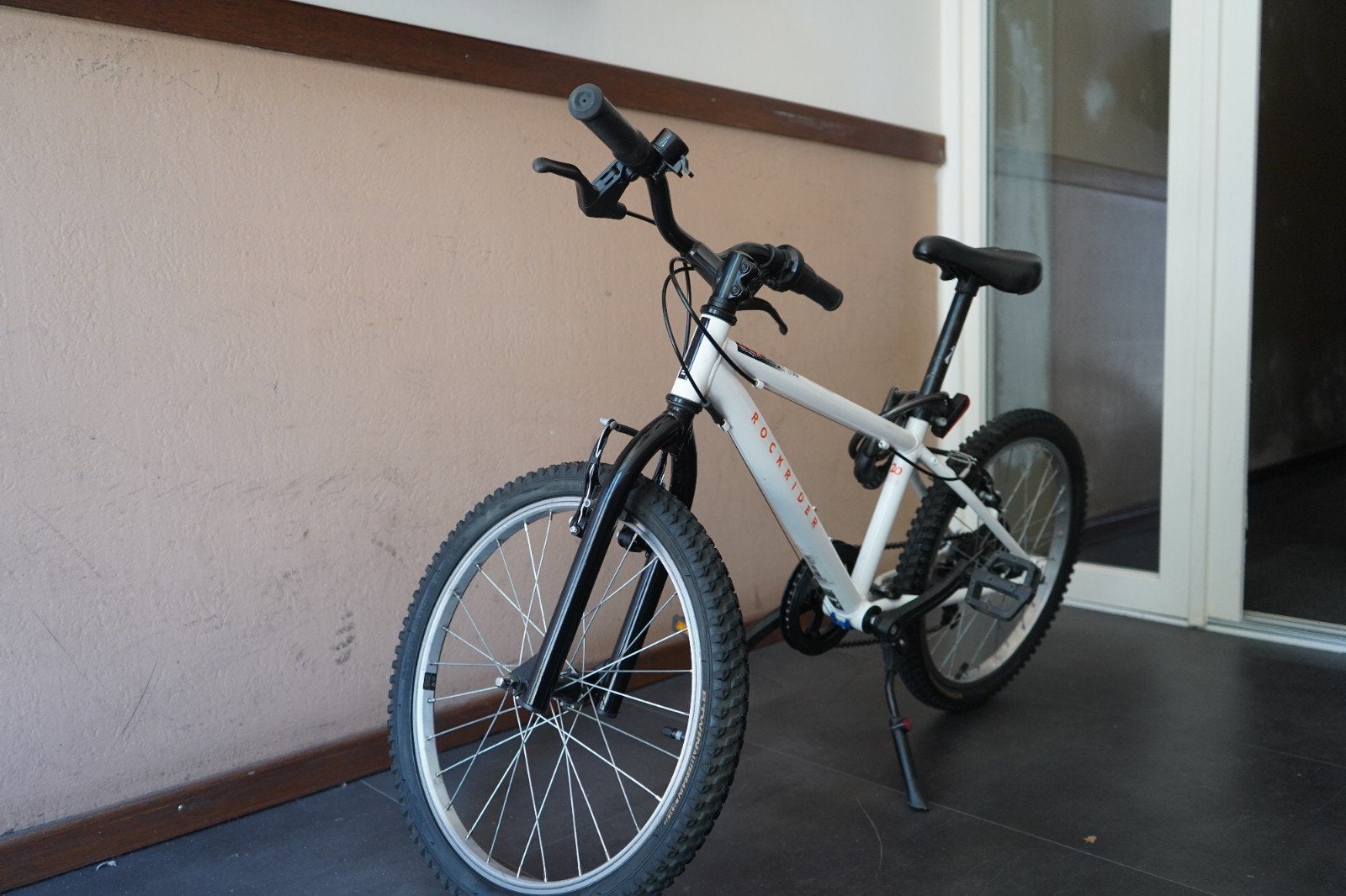 Vélo pour enfants ROCKRIDER Explore 120 20" + support à vélo, Vélos & Vélomoteurs, Frein sur jante, Enlèvement, Rockrider (Decathlon)