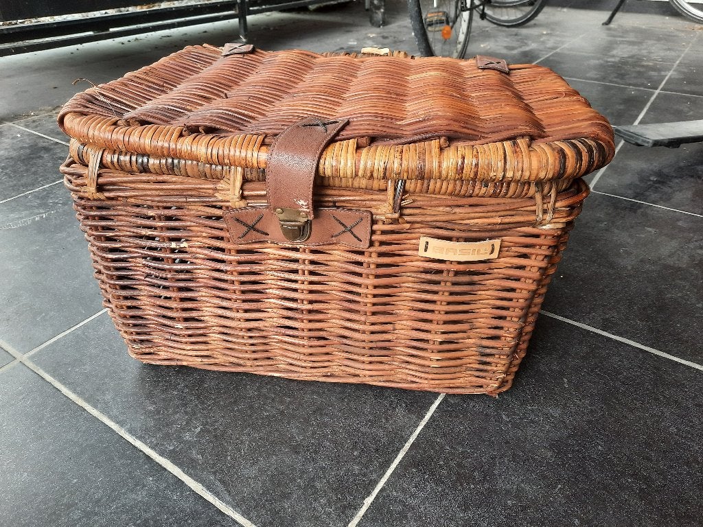 Fietsmand met klep, merk: Basil, Fixation au guidon, Basil, Comme neuf, Enlèvement
