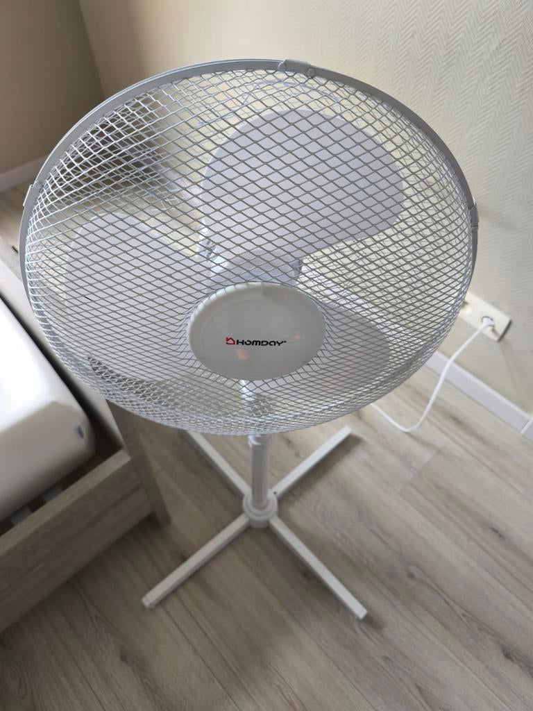 Ventilateur sur pied Homday fonctionnel parfait été, Enlèvement