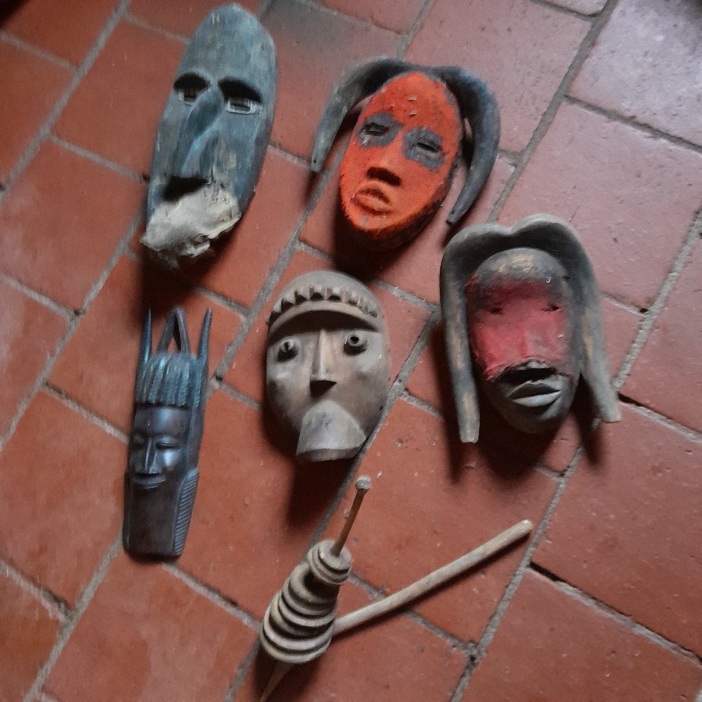 MASQUES AFRICAINS, Bois, Brun, Fait main, Masque