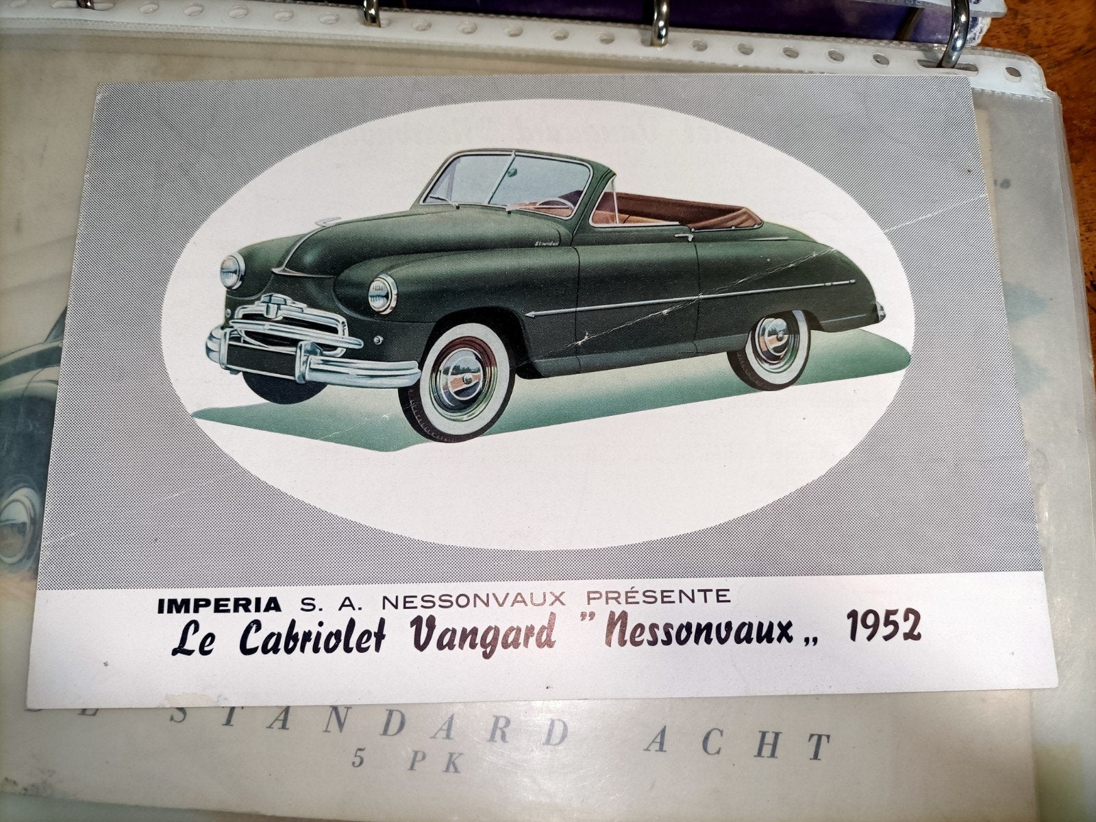 Collection Triumph Imperia Standard, Enlèvement