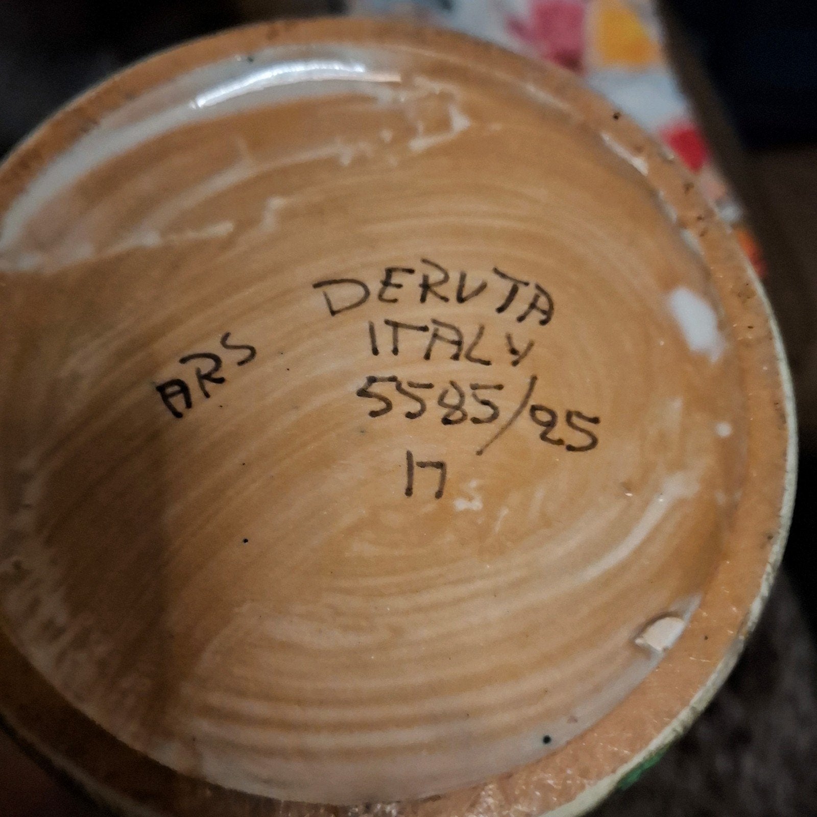 handgeschilderd Majolica vaas en Kan., Ophalen
