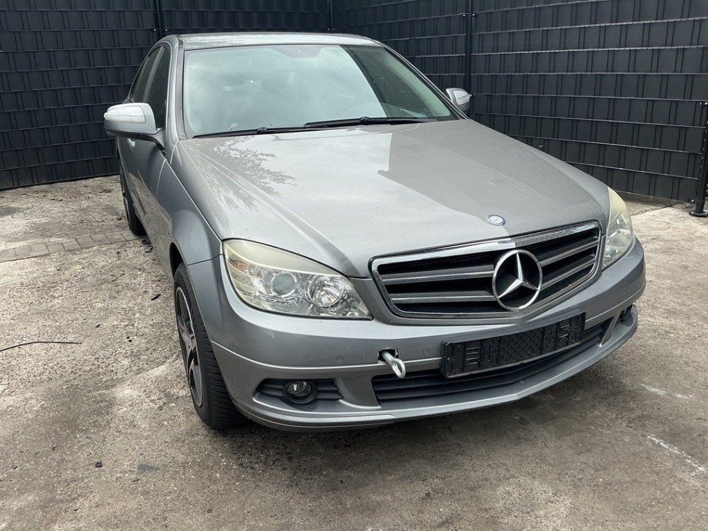 FUSEE AVANT DROITE Mercedes-Benz C (W204) (|A2043320201|), Mercedes-Benz, Utilisé, Dialog.mb@mercedes-benz.com, Mercedes-Benz AG