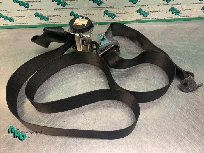 Ceinture de sécurité arrière gauche d'un Opel Astra (Astr, -, Opel, 3 mois de garantie, Utilisé