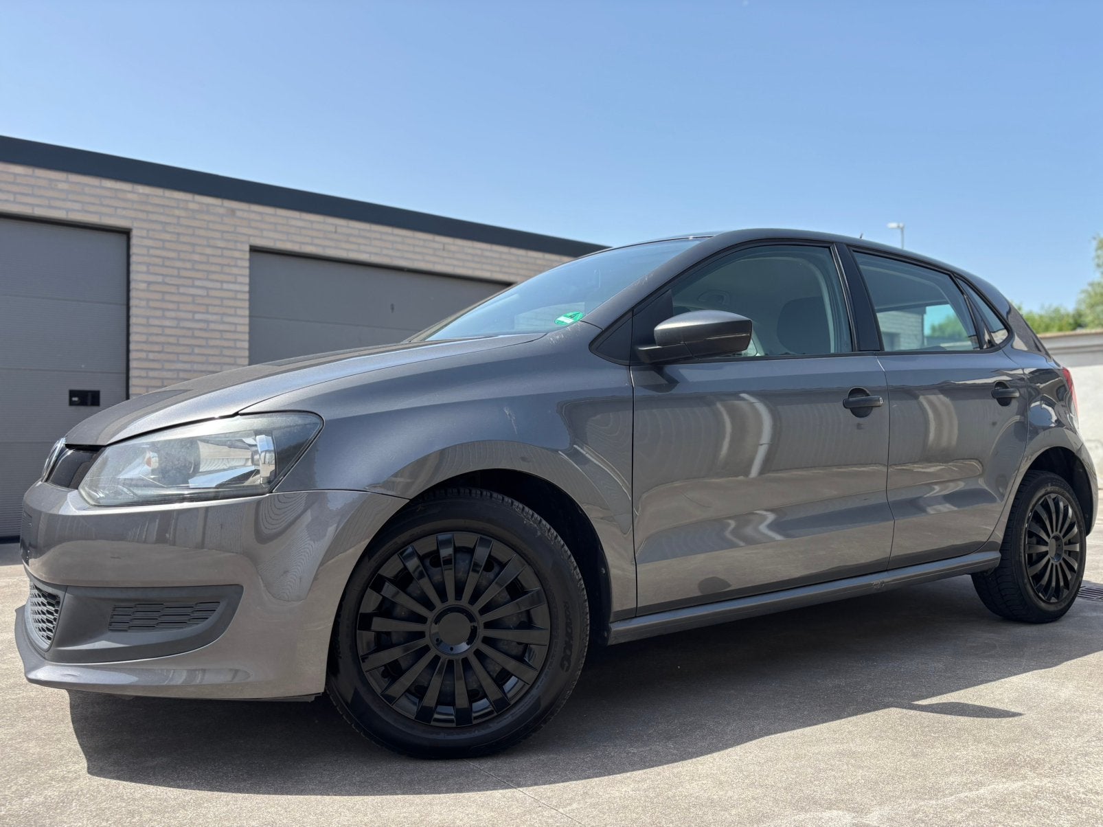Volkswagen Polo - 1.2 Essence - 160 000 Km - Homologuée, Achat, Boîte manuelle, Noir, 5 portes