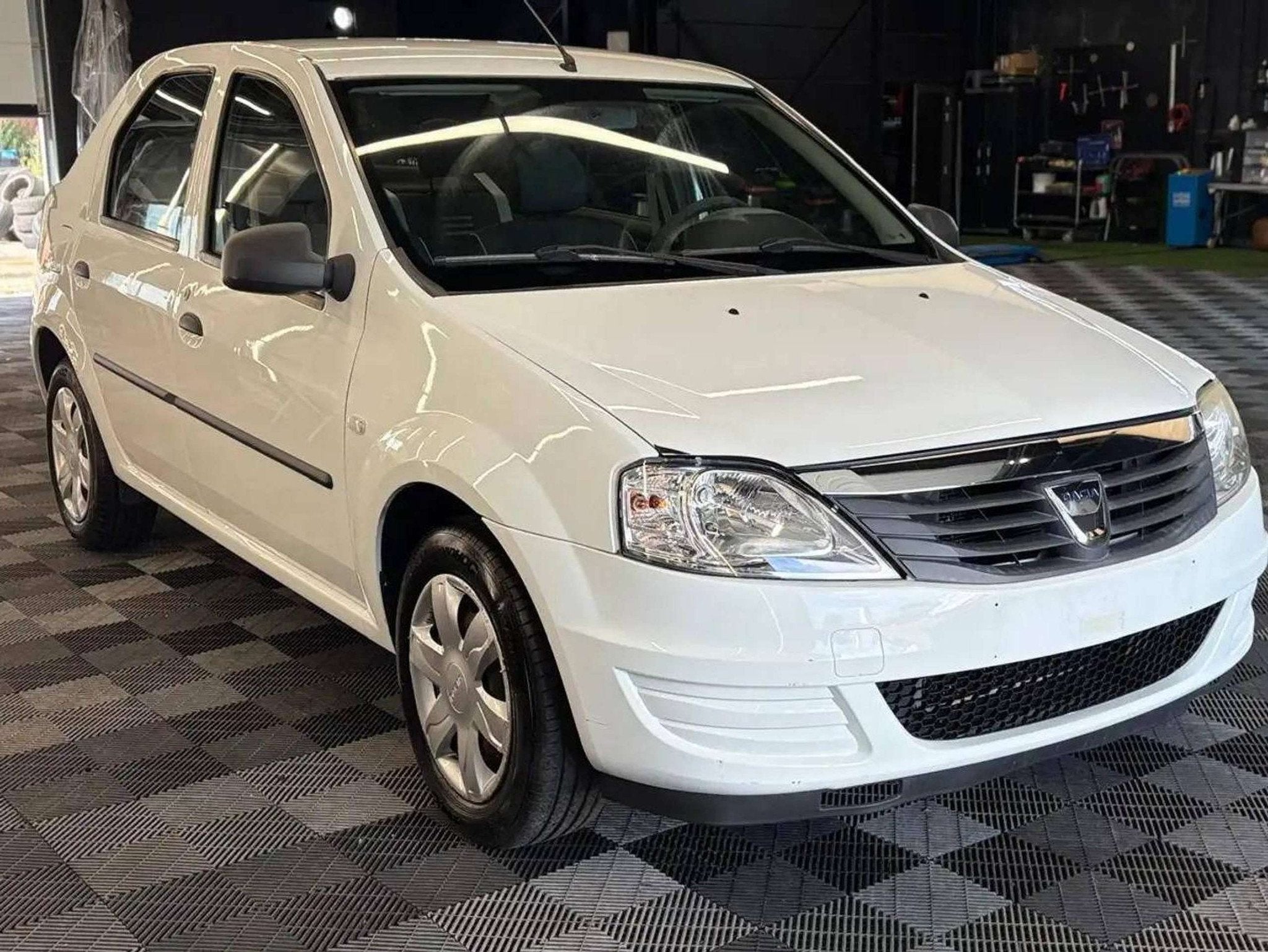 Dacia Logan Benzine 95.615km geen airco, Autos, Achat, Entreprise, 87 ch, Logan