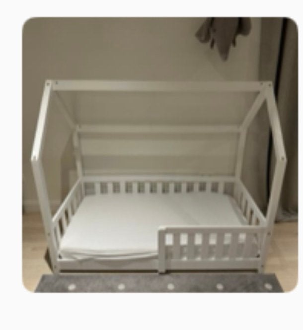 Lit pour tout-petit complet, Enlèvement, Comme neuf, Matelas